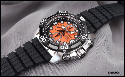 Thread_ New Seiko Velatura Dive Chrono.jpeg