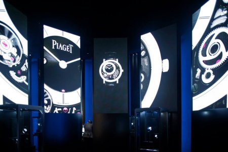 Piaget-stand-SIHH-2014-1.jpg