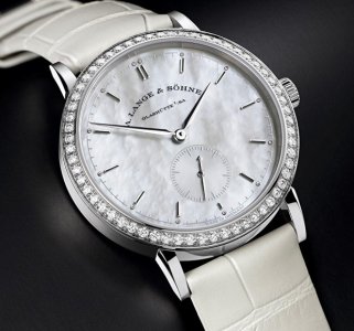 Lange-Saxonia-MOP-white-dial-beauty-shot-620x580.jpg