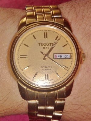 TISSOT-Automatic-muski-sat_slika_O_4136936.jpg