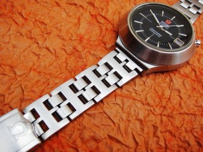 omega1250seamasteraccutron2.jpg