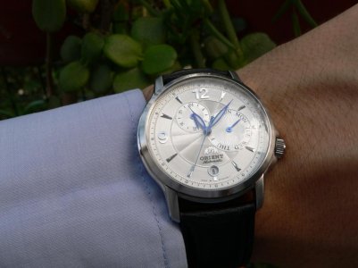 Orient CET05001W 2.jpg
