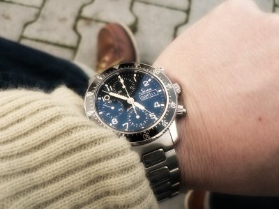 wristp1040041nf9.jpg wristp1040041nf9.jpg