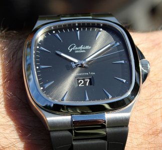 Glashutte-Original-Seventies-Panorama-7.jpg