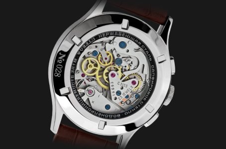 STRELA-42mm-caseback.jpg