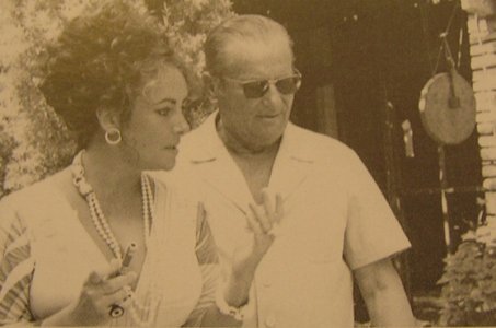 josip_broz_tito_sophia_loren.jpg josip_broz_tito_sophia_loren.jpg