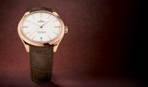 Omega De Ville Trésor Baselworld 2014 (1).jpg Omega De Ville Trésor Baselworld 2014 (1).jpg