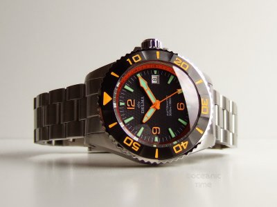 DELMA Santiago Blue Shark 3000M 02.JPG