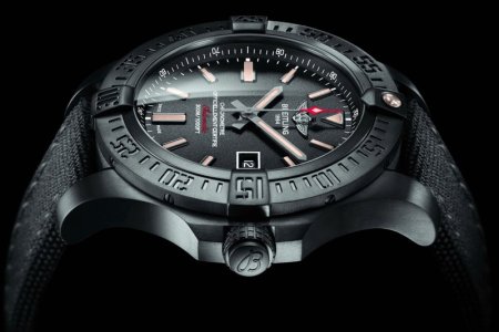 Breitling-AVENGER-BLACKBIRD-watches-satovi-2014_6.jpg