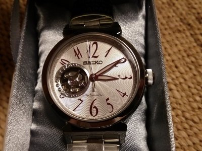 seiko lukia.jpg