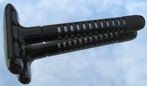 Wilkinson-Sword-Classic-Double-Edged-Razor-5.jpg Wilkinson-Sword-Classic-Double-Edged-Razor-5.jpg