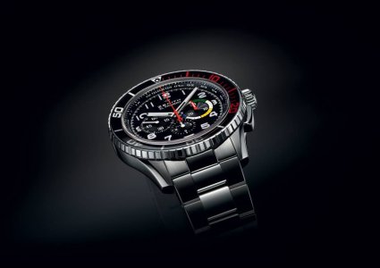 Zenith_Stratos_Flyback_Rainbow_watches_satovi_2014-2.jpg