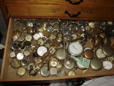 PRAŠNJAVA LADICA 1.jpg