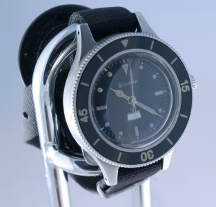 Bulova UTD navy  dive watch  slika 4.jpg