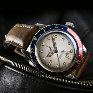 STEINHART-Ocean-One-Vintage-DUAL-Time-satovi-watches-9.jpg