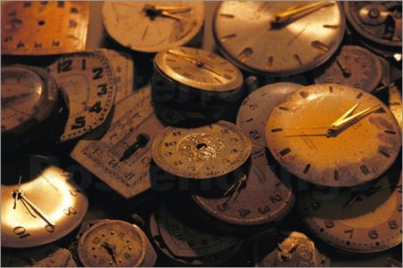 joel-sartore-zahlreiche-alte-uhren-161816.jpg