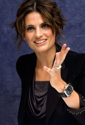 Stana-Katic-Panerai-PAM00183G.jpg
