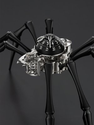 Arachnophobia-Black-CloseUp_Lres.jpg