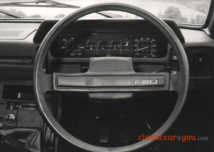 1977-fso-polonez-dashboard.jpg 1977-fso-polonez-dashboard.jpg