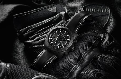 Tudor Fastrider Black Shield Black and White 42000CN - 5.jpg