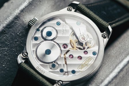 Weiss-Field watch.jpg Weiss-Field watch.jpg